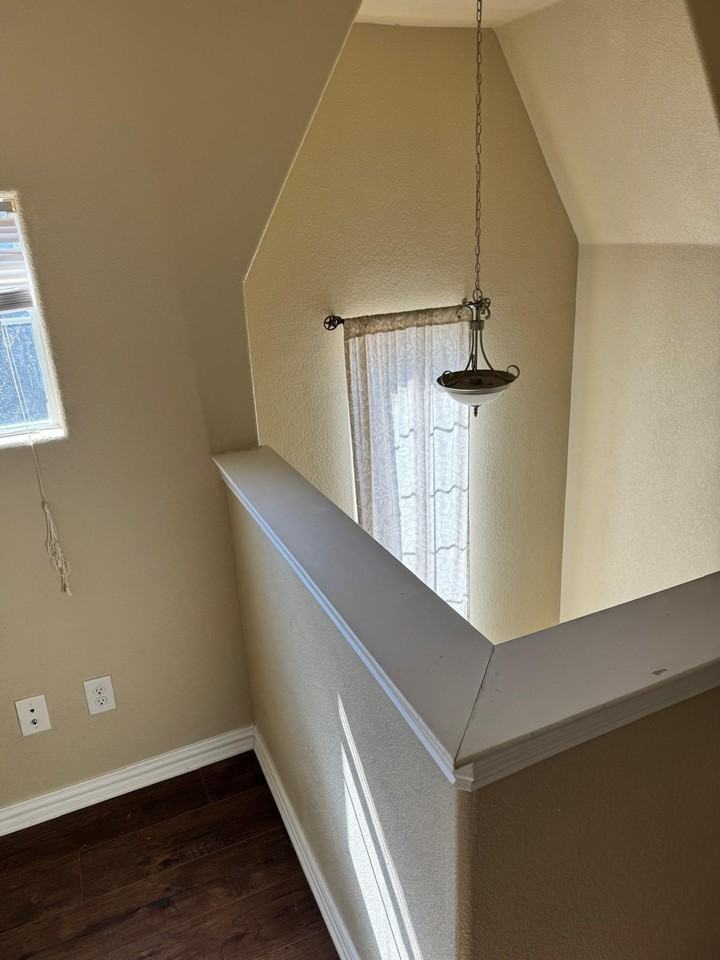 706 S Jupiter Rd #1004 - Photo 4 of 10