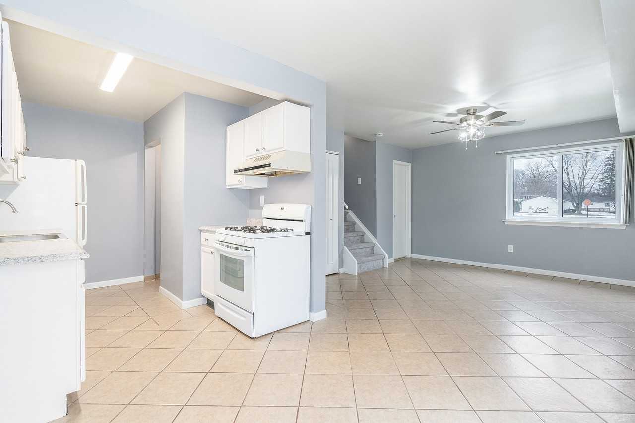 41125 S Woodbury Green Dr - Photo 6 of 16