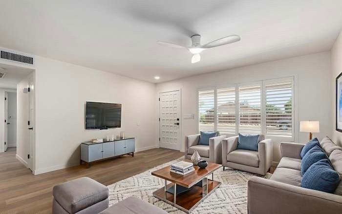 2958 S El Paradiso ##Az - Photo 3 of 20