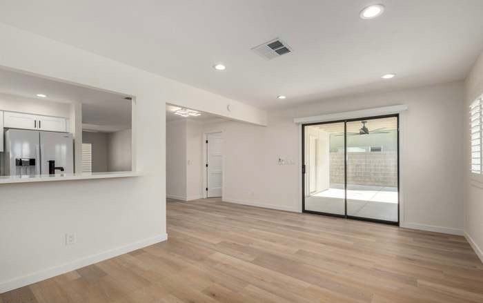 2958 S El Paradiso ##Az - Photo 6 of 20