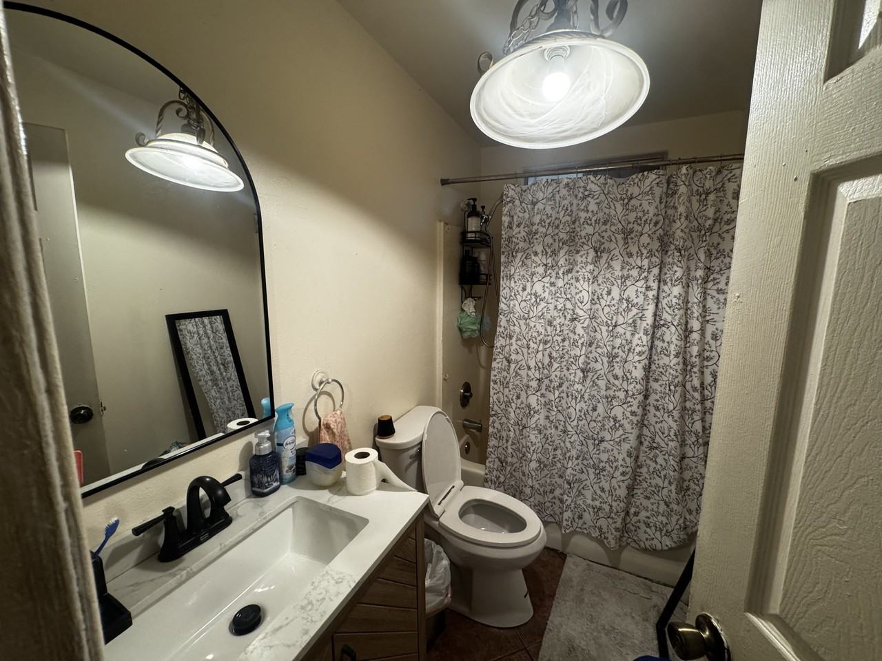 831 N H St - Photo 6 of 7