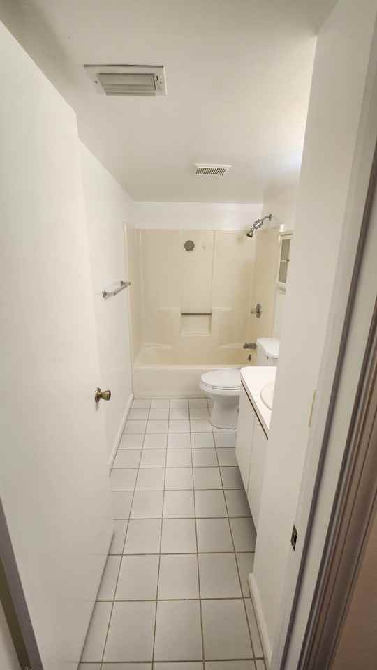 911 Sw S River Drive #104 - Photo 7 of 10