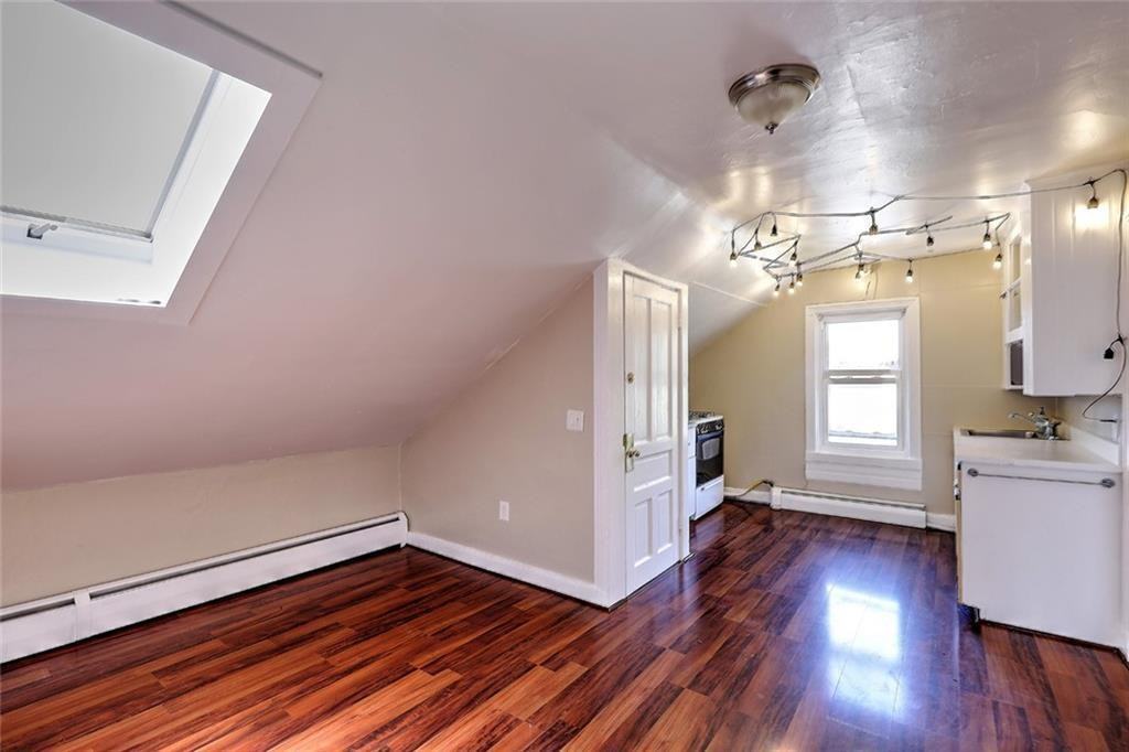 35 Hammond St #NA - Photo 2 of 12