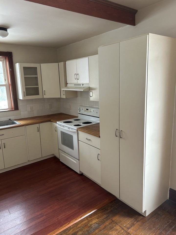 3033 Lincoln Hwy E #2 - Photo 4 of 18