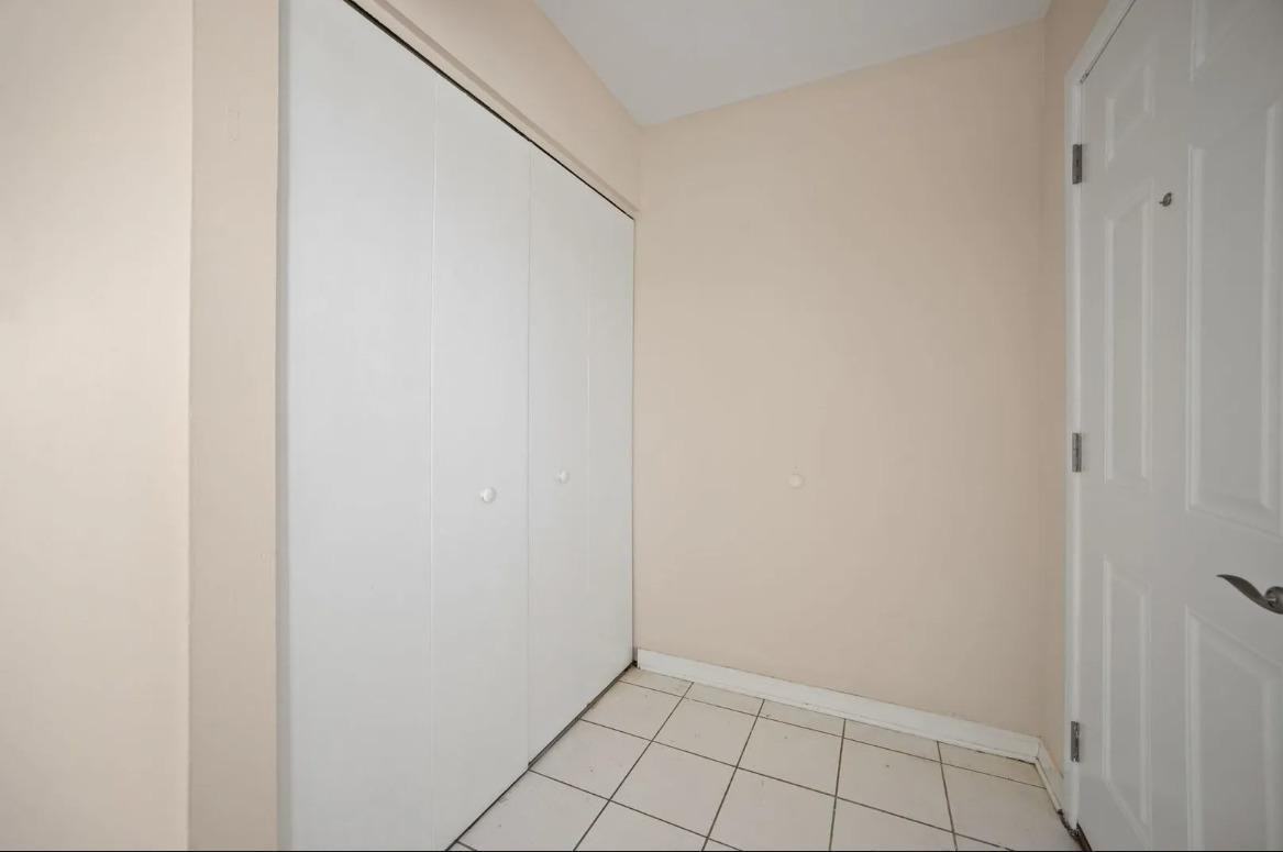 7834 W 95th St #2J - Photo 2 of 13