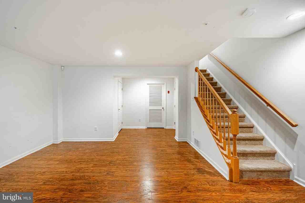 Coach Hill Ct #C - Photo 6 of 20