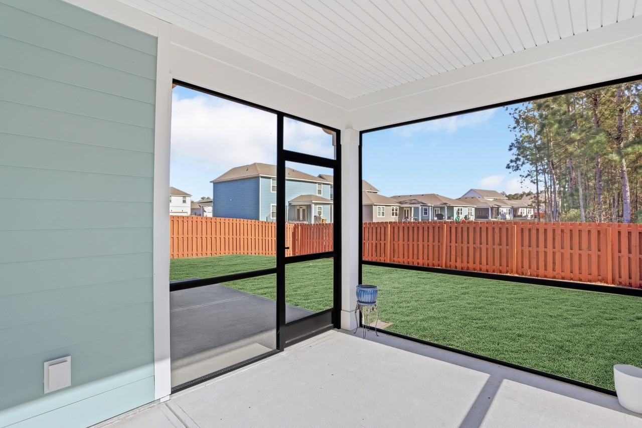 584 Longleaf Dr #NA - Photo 4 of 26