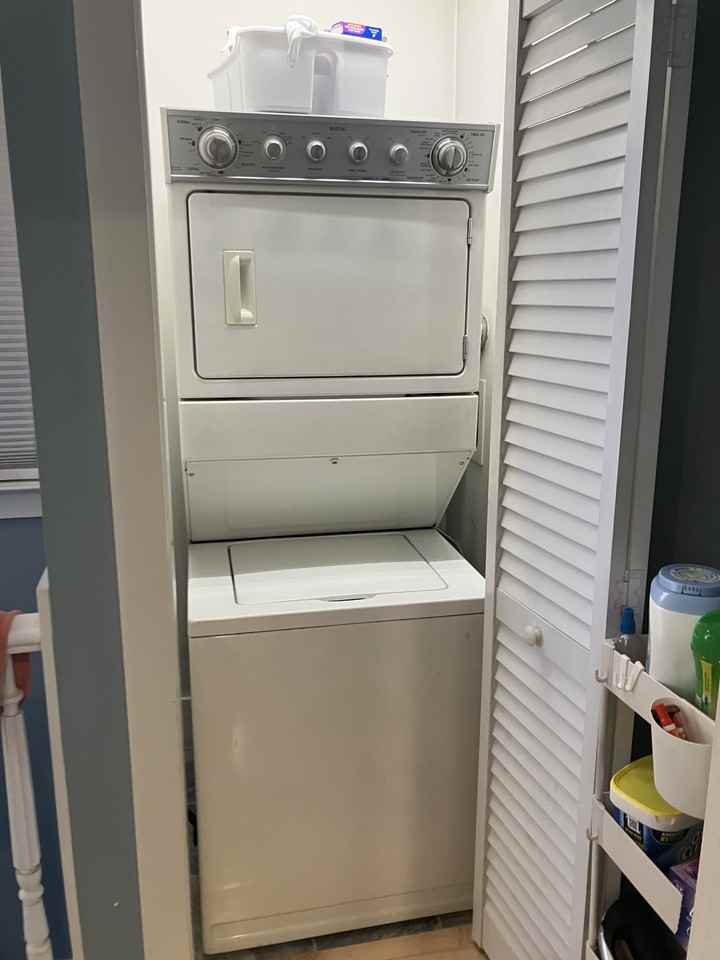 11 Center Ave #2 - Photo 5 of 17