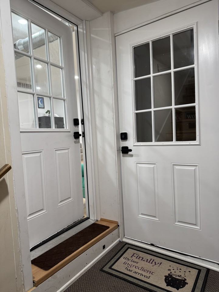 118 Hoffman St #1 - Photo 4 of 20