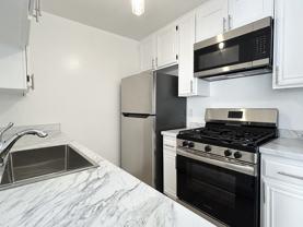 465 Oak St #308 - Photo 1 of 1