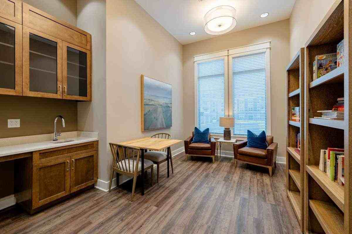 2183 S Withers Rd - Photo 4 of 29