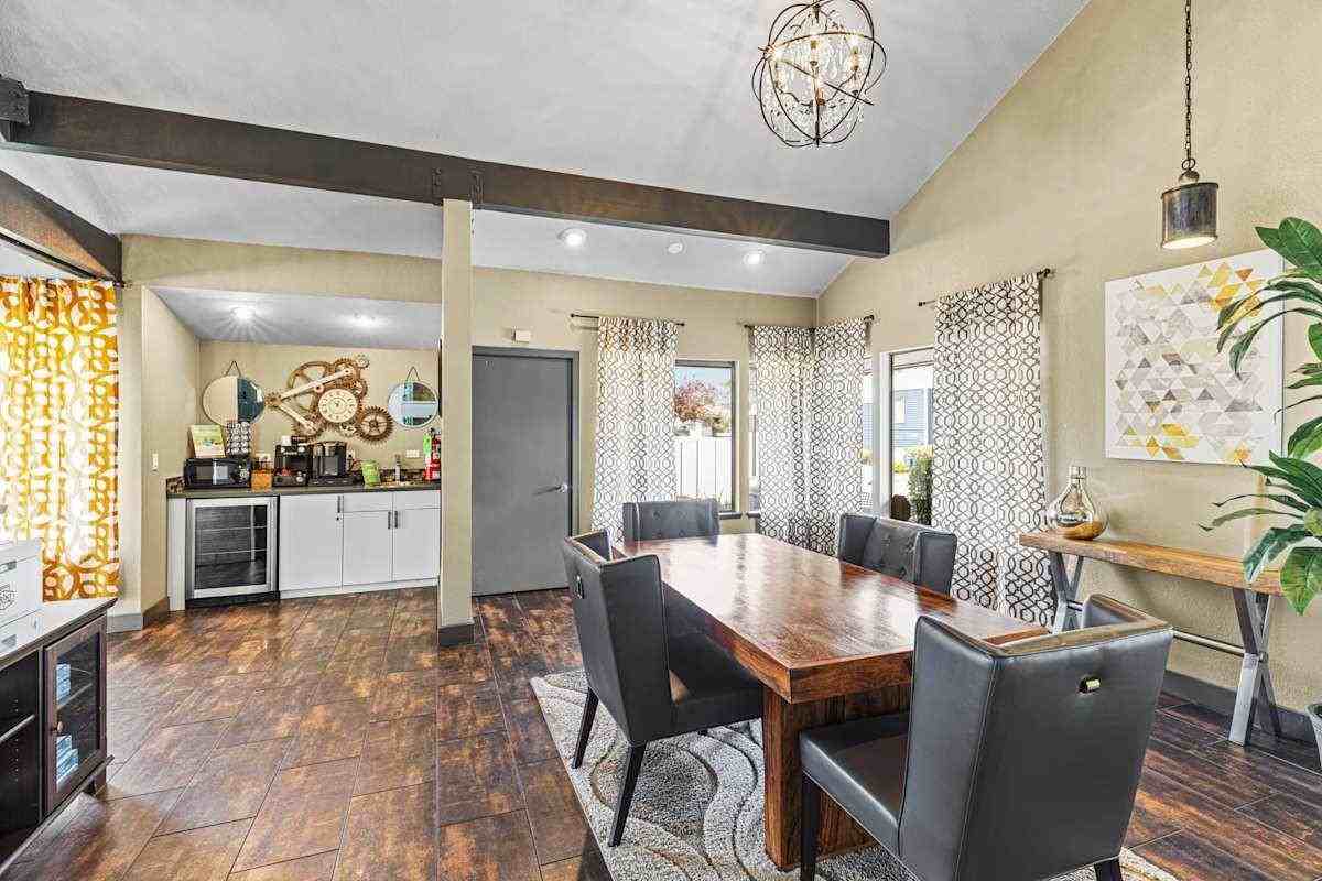 1455 S Puget Dr - Photo 2 of 29