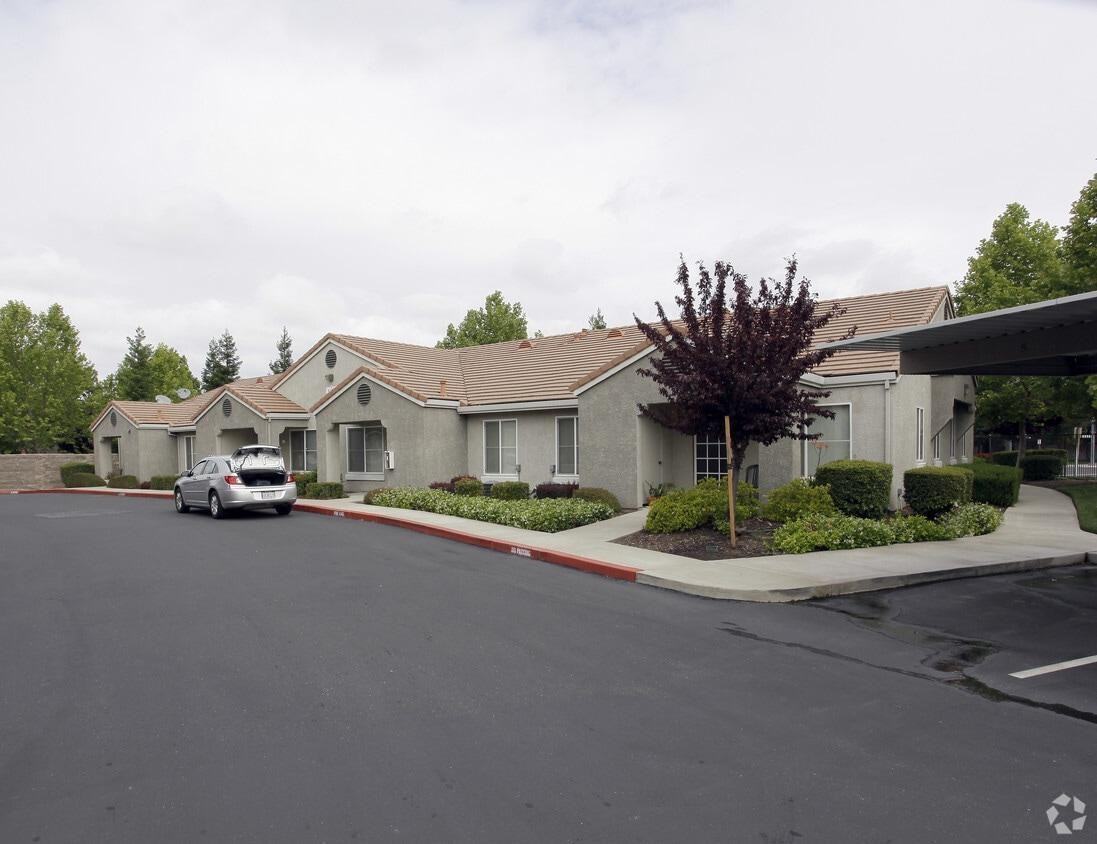 8160 Power Inn Rd - Photo 3 of 4