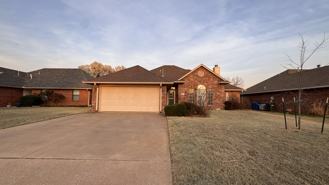 417 Oakdale Dr #NA - Photo 1 of 1