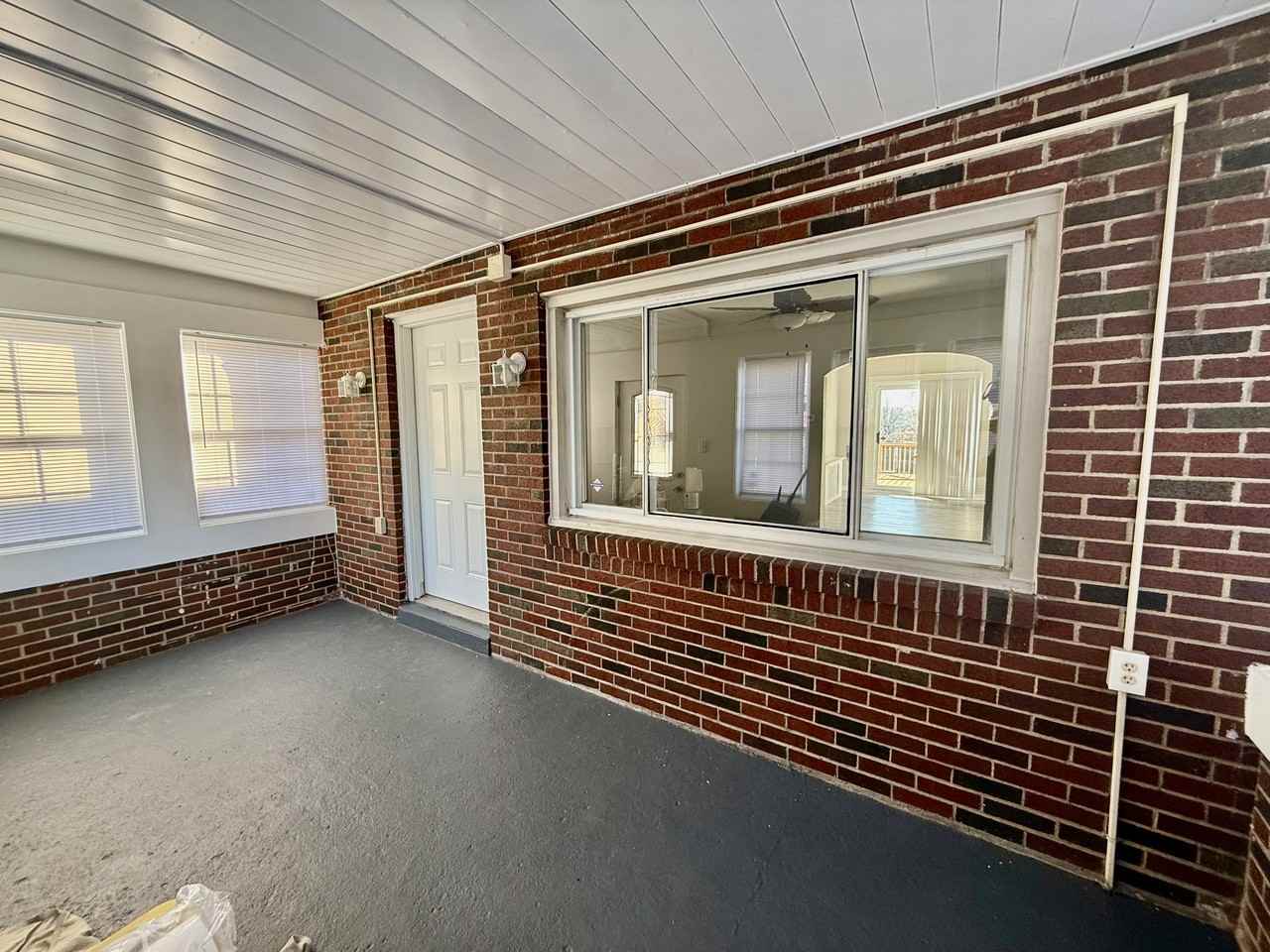 143 Magnolia St #NA - Photo 2 of 16