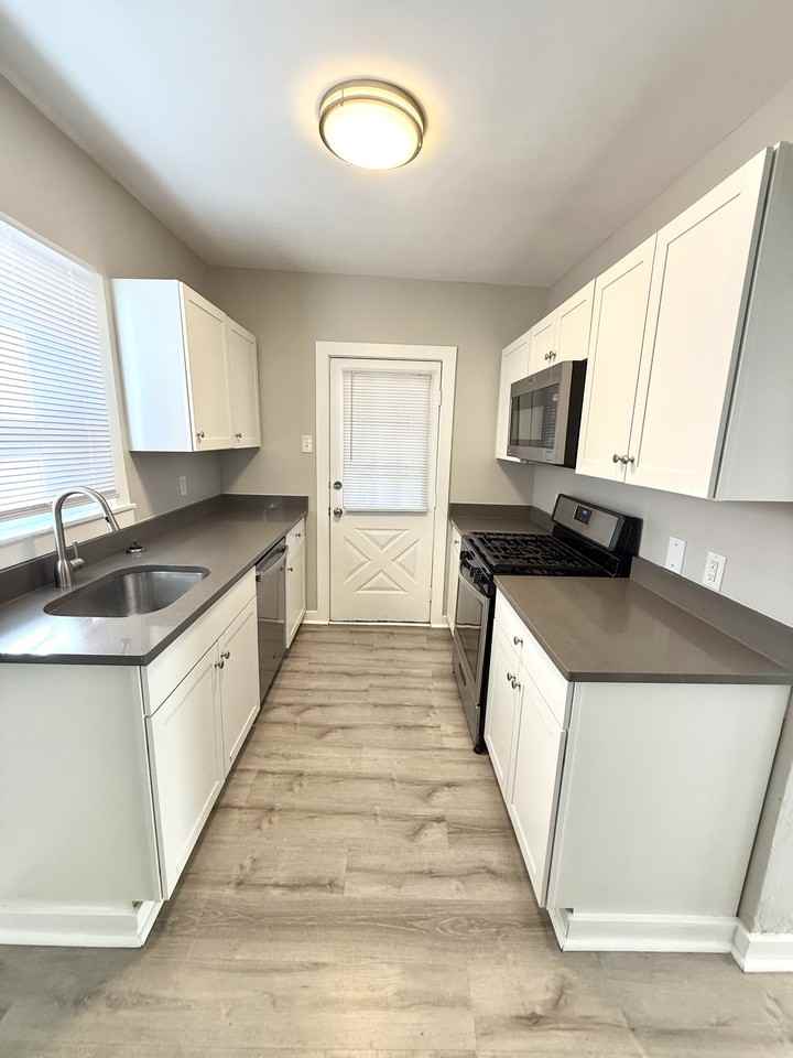 143 Magnolia St #NA - Photo 7 of 16