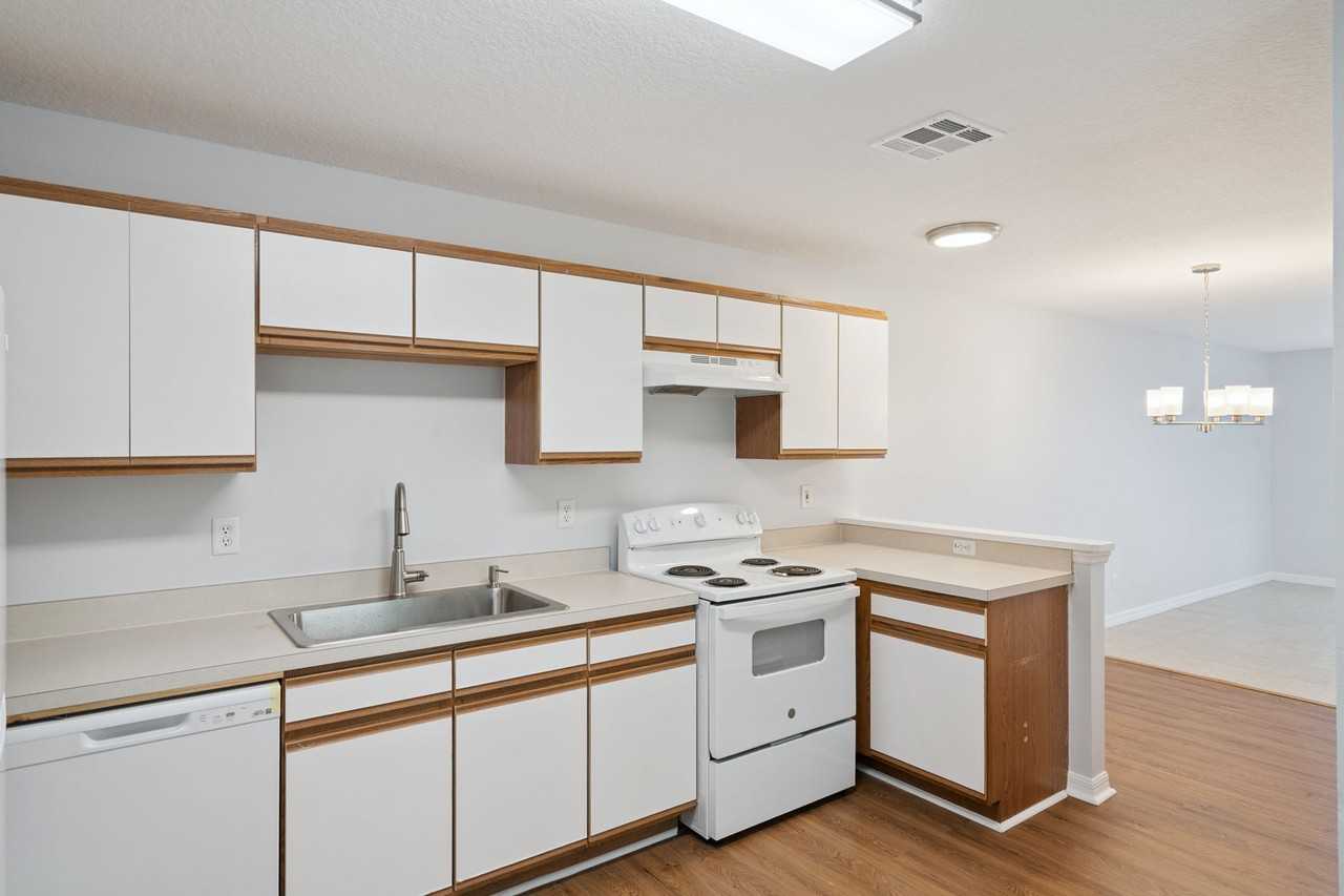 106 W Minneola St #NA - Photo 4 of 18