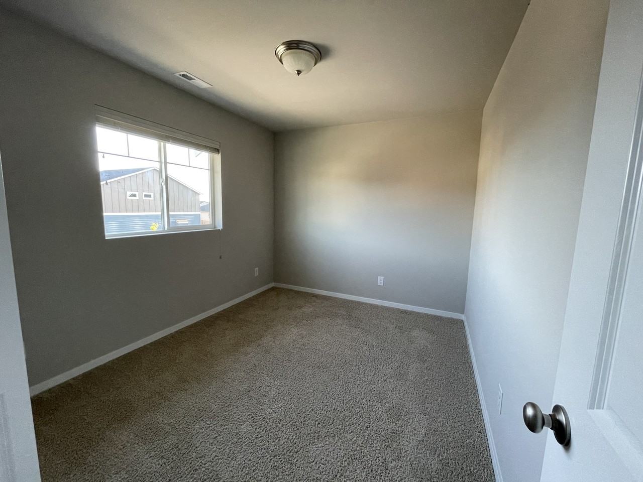 Oleander Ave Ne #NA - Photo 5 of 27