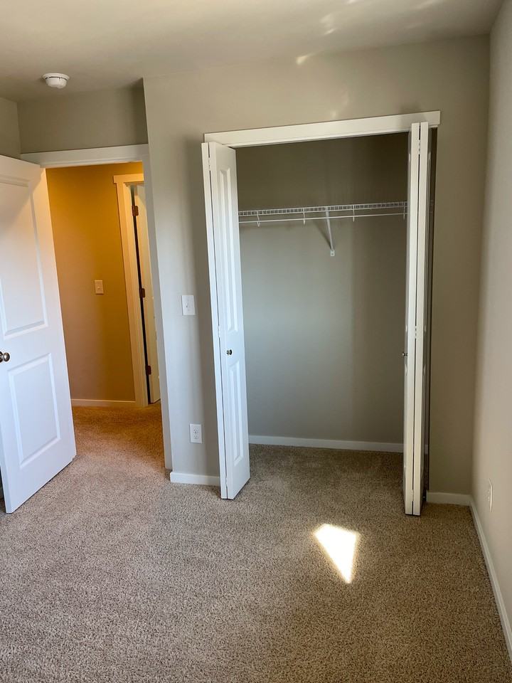 Oleander Ave Ne #NA - Photo 6 of 27