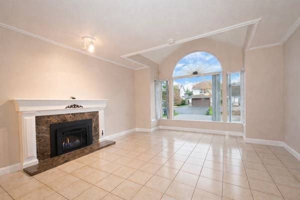 6081 185B Street - Photo 3 of 23