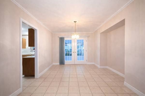 6081 185B Street - Photo 5 of 23