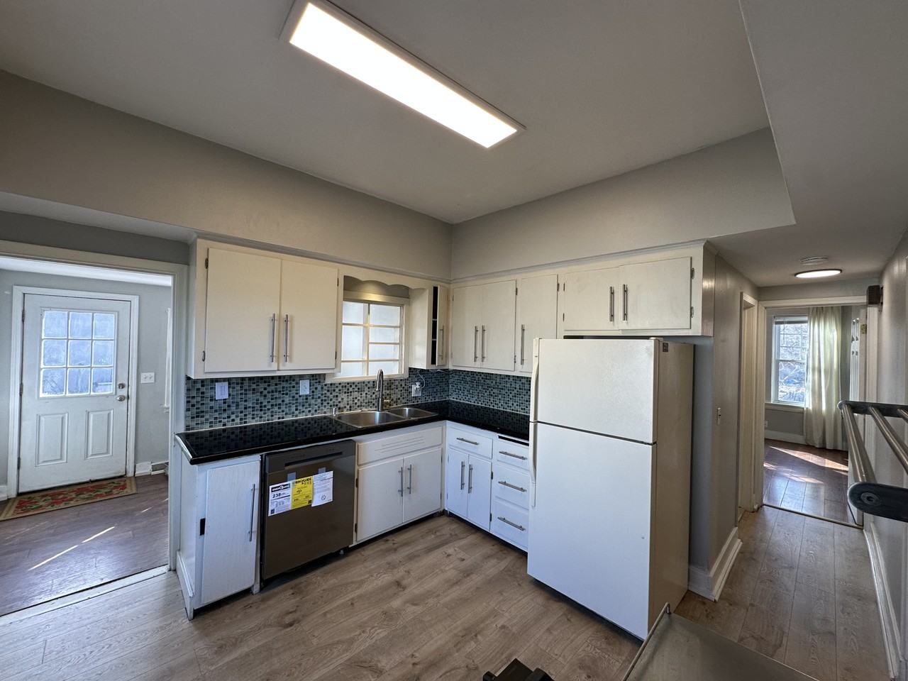 4059 Vernon Ave S #1 - Photo 3 of 23