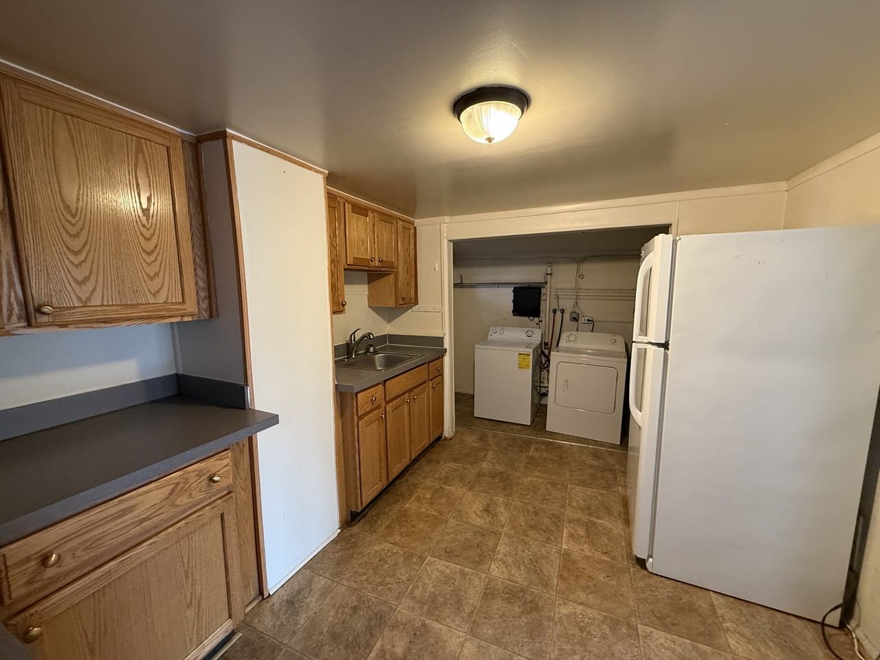 107 Lafayette Boulevard - Photo 6 of 20