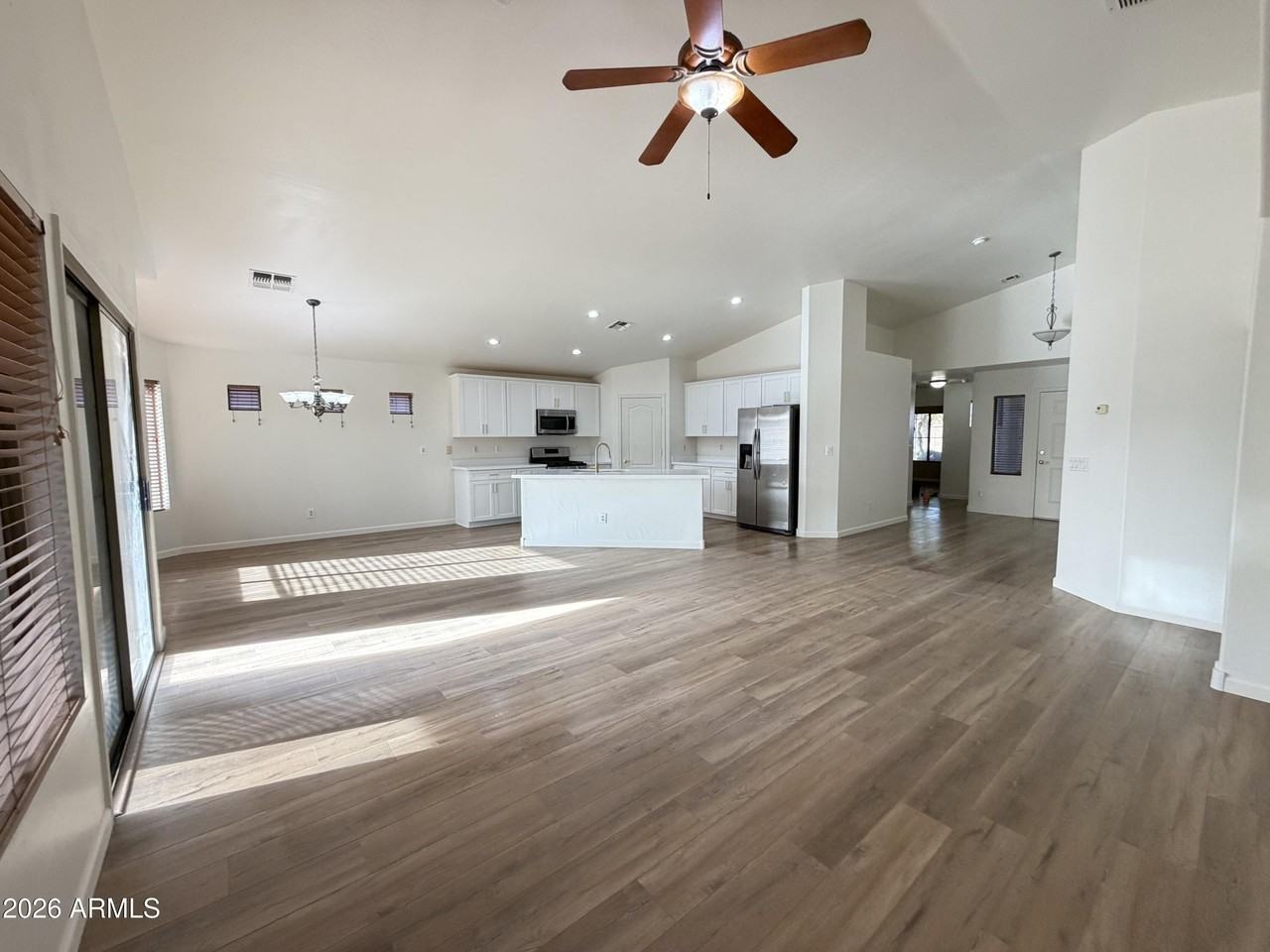 12474 S 175th Ave - Photo 6 of 33