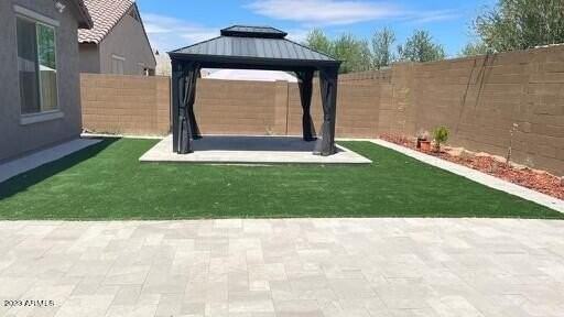 9512 W Fallen Leaf Ln - Photo 2 of 17