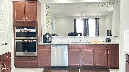 9512 W Fallen Leaf Ln - Photo 5 of 17