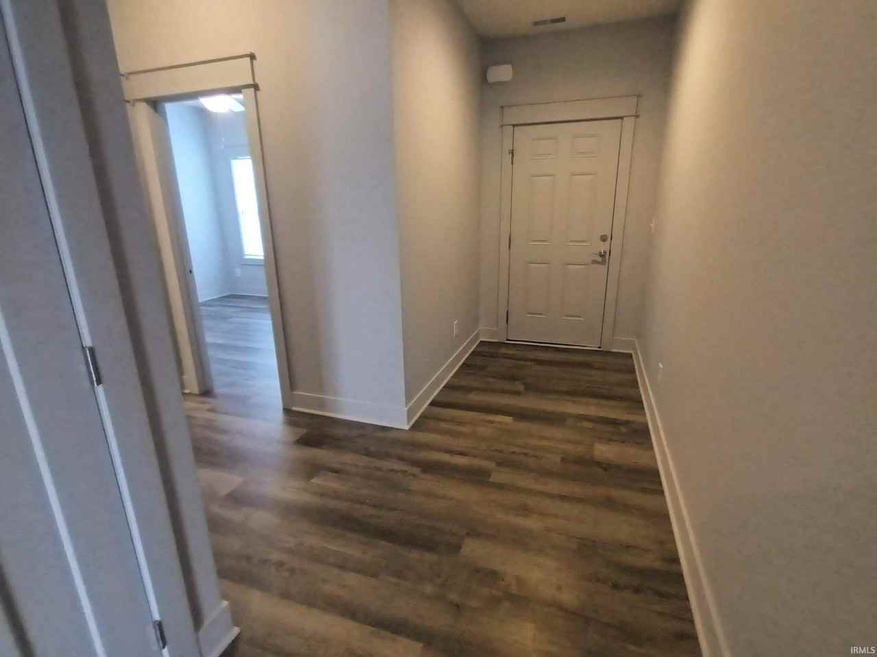 1231 W Rangeview Cir - Photo 4 of 29