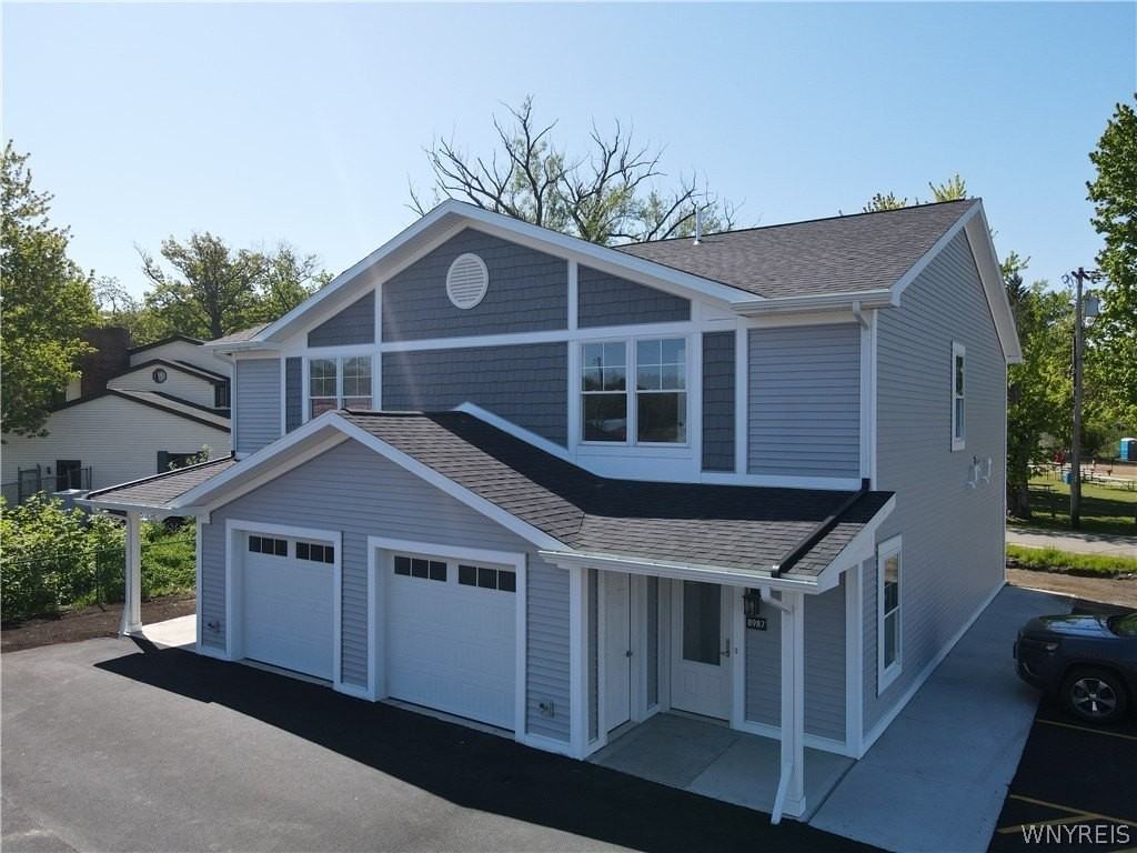 8989 Iroquois St - Photo 2 of 20