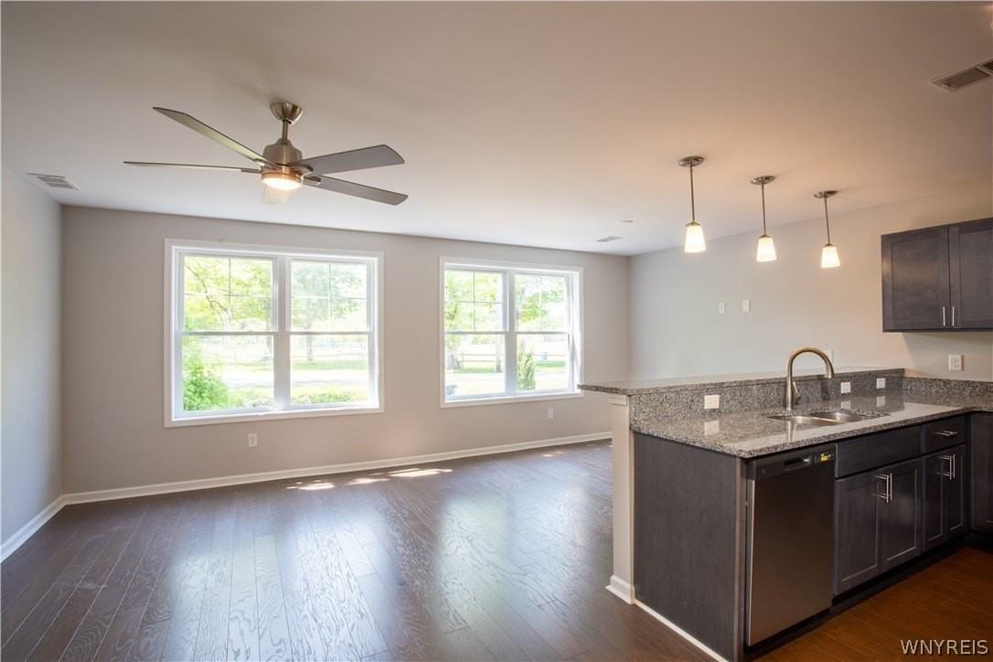 8989 Iroquois St - Photo 4 of 20