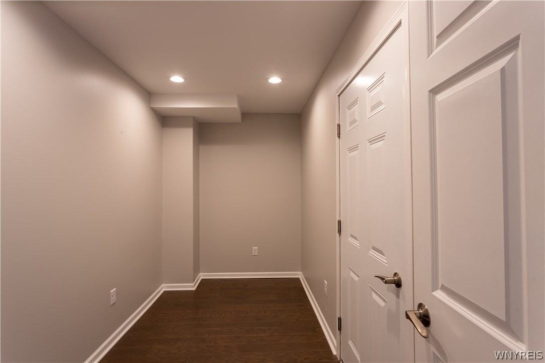 8989 Iroquois St - Photo 6 of 20