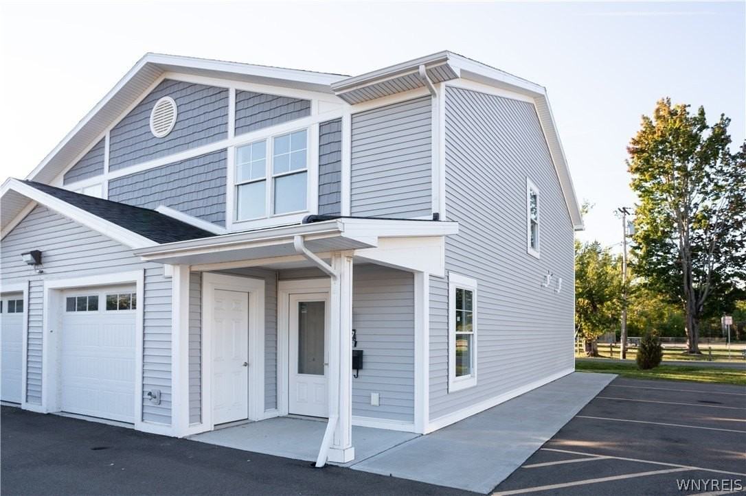 8987 Iroquois St - Photo 2 of 23