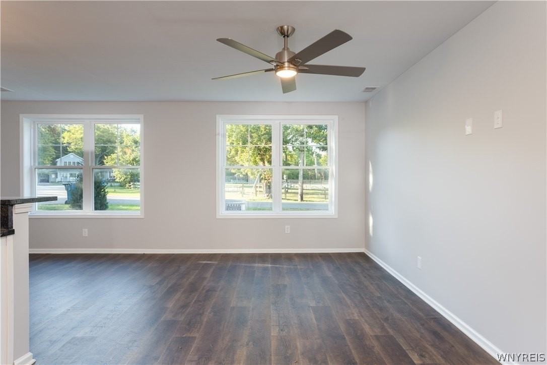 8987 Iroquois St - Photo 6 of 23