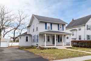 featured image of 7 Beardsley St