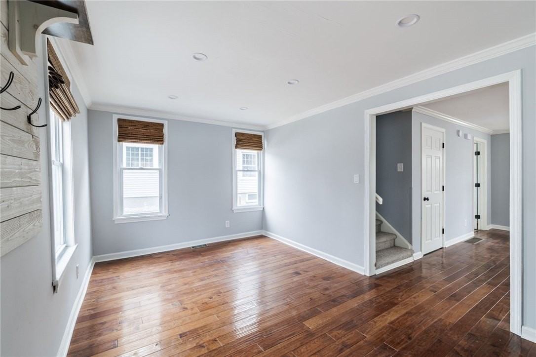 7 Beardsley St - Photo 7 of 26