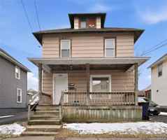 featured image of 208 E Clark St Unit 2