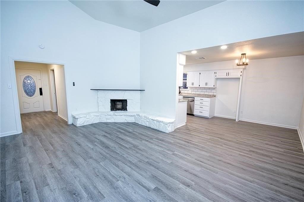 4321 Mountain View Dr - Photo 2 of 15