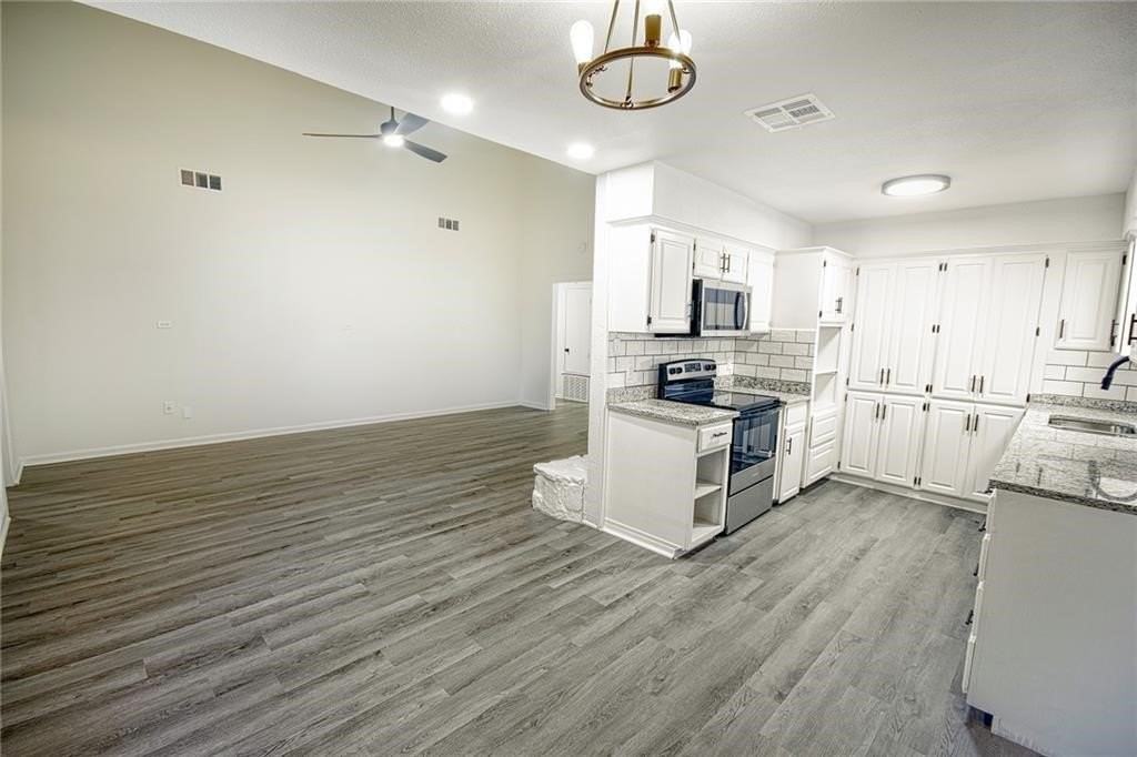 4321 Mountain View Dr - Photo 4 of 15