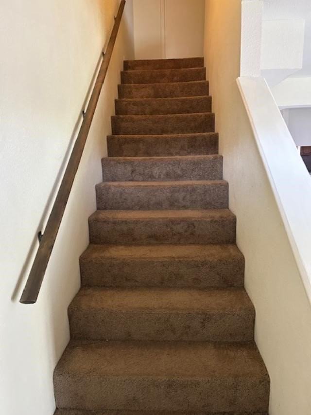 5065 Wingfoot Ln Apt C - Photo 7 of 15