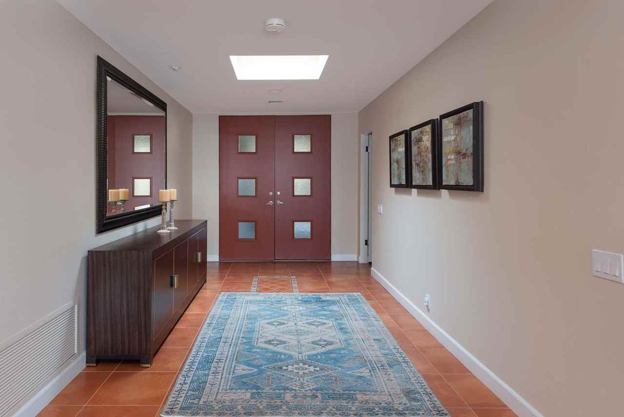 132 Yale Dr - Photo 6 of 50