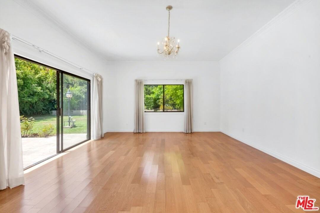 11717 Chenault St - Photo 5 of 15