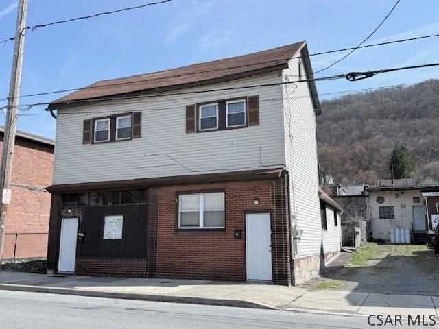 830 Railroad St - Photo 7 of 7