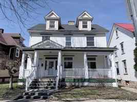 featured image of 114 Clarion St 2nd Fl