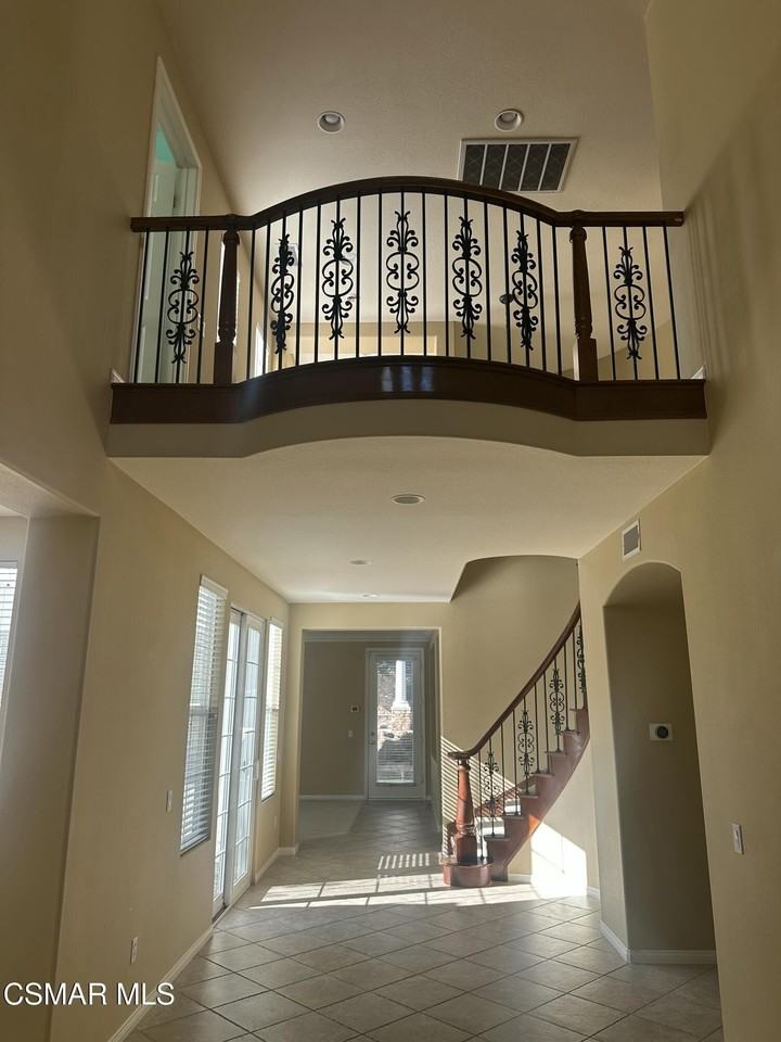 3073 Heavenly Ridge St - Photo 7 of 28