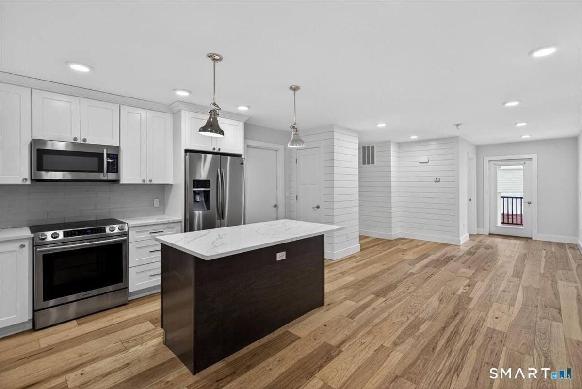 32 1/2 Village Rd Unit 1 - Photo 3 of 31