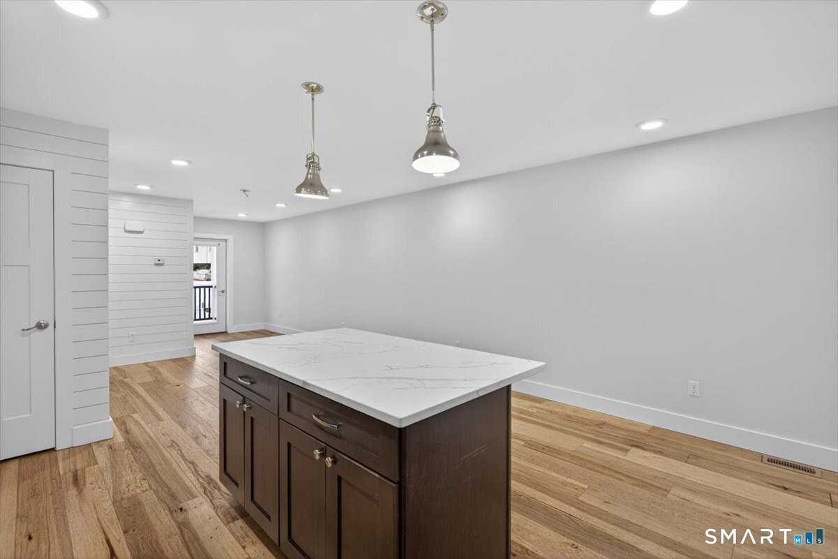 32 1/2 Village Rd Unit 1 - Photo 5 of 31