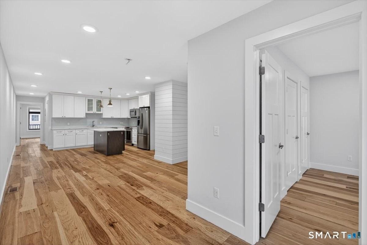 32 1/2 Village Rd Unit 1 - Photo 6 of 31